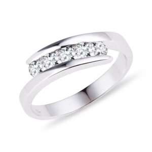 Diamantový zásnubní prsten KLENOTA