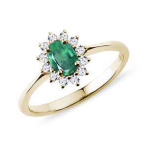 Zlatý prsten s oválným smaragdem a diamanty KLENOTA