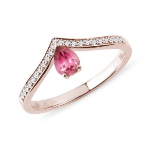 Diamantový prsten z růžového 14k zlata s kapkou KLENOTA