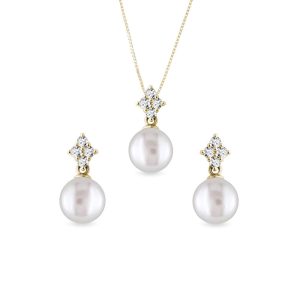 Elegantní set diamantových šperků s perlami ve žlutém zlatě KLENOTA