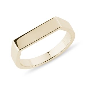 Široký prsten ze žlutého zlata s rovnou ploškou KLENOTA