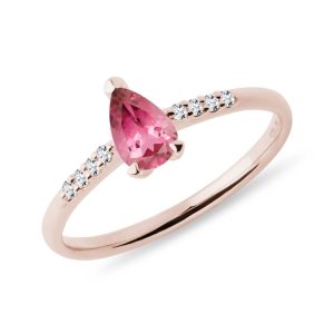 Prsten s růžovým turmalínem a brilianty v růžovém zlatě KLENOTA