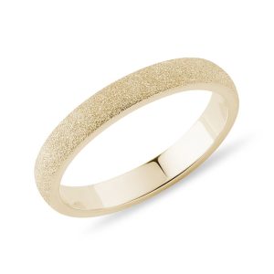Dámský snubní prsten stardust ze žlutého zlata KLENOTA